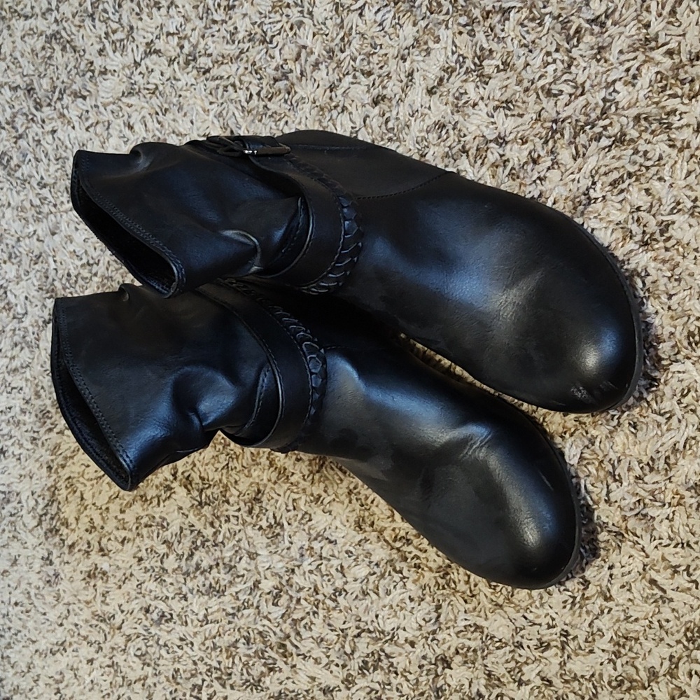 American Eagle Black Ankle Boots